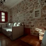 Limeni Villa *