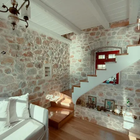 Villa Limeni Villa
