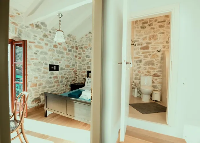 Villa Limeni Villa *