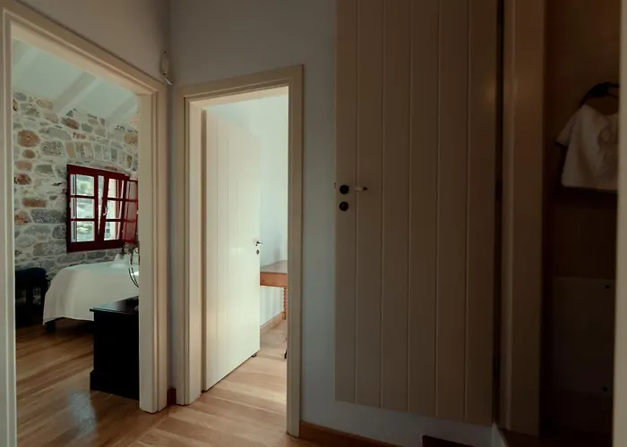 Limeni Villa Liménion