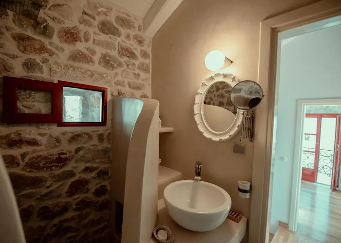 Βίλα Limeni Villa Liménion