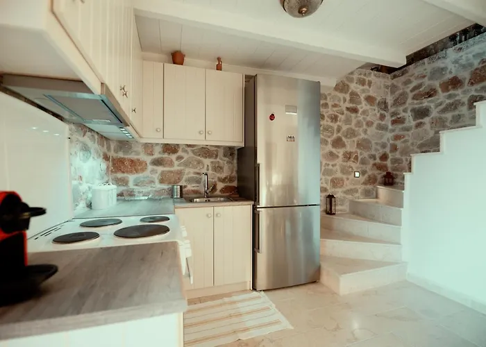 Villa Limeni Villa *