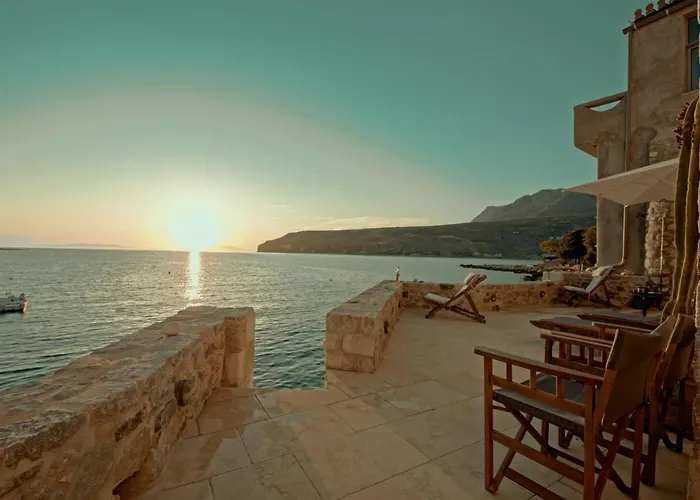 Limeni Villa Βίλα *