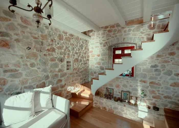 Βίλα Limeni Villa