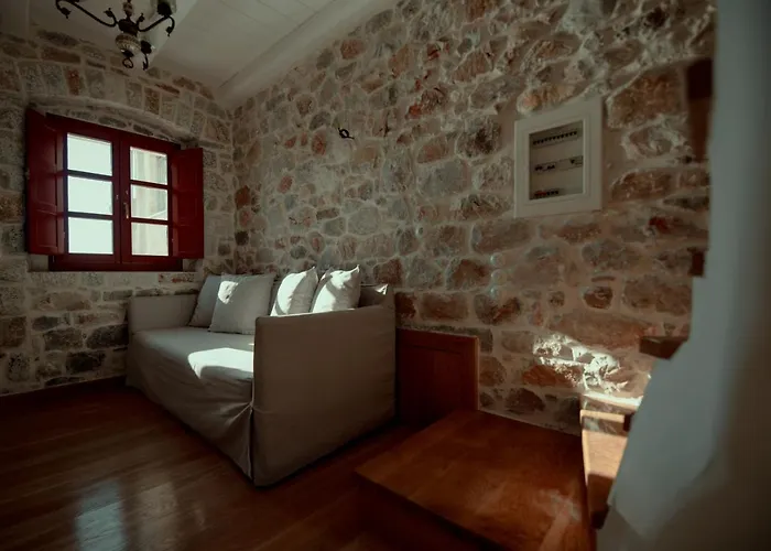 Limeni Villa *