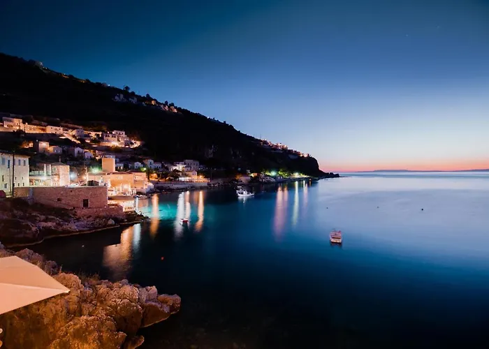 Limeni Villa * Limeni