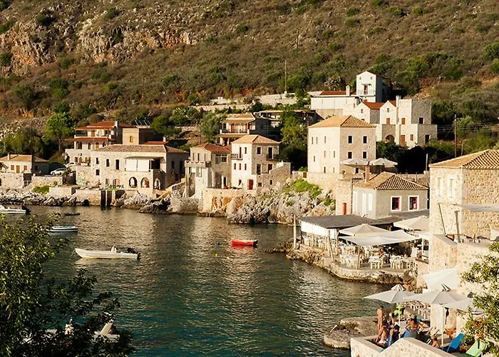 Villa Limeni Villa *