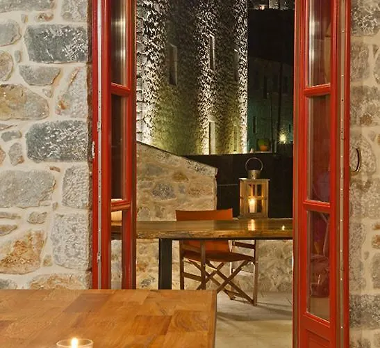 Βίλα Limeni Villa