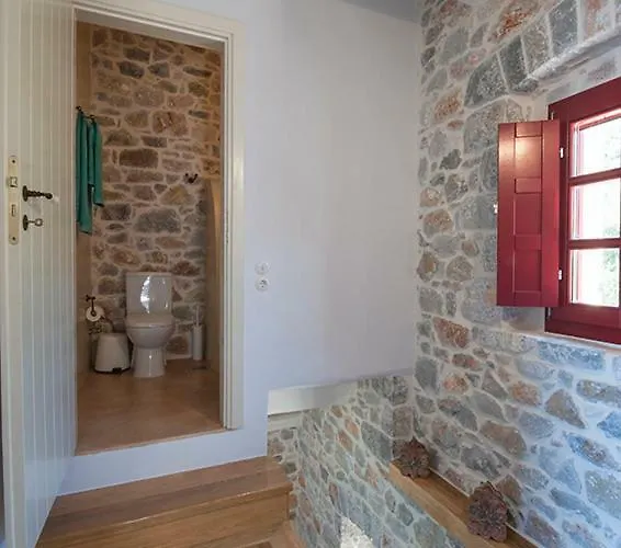 Villa Limeni Villa *